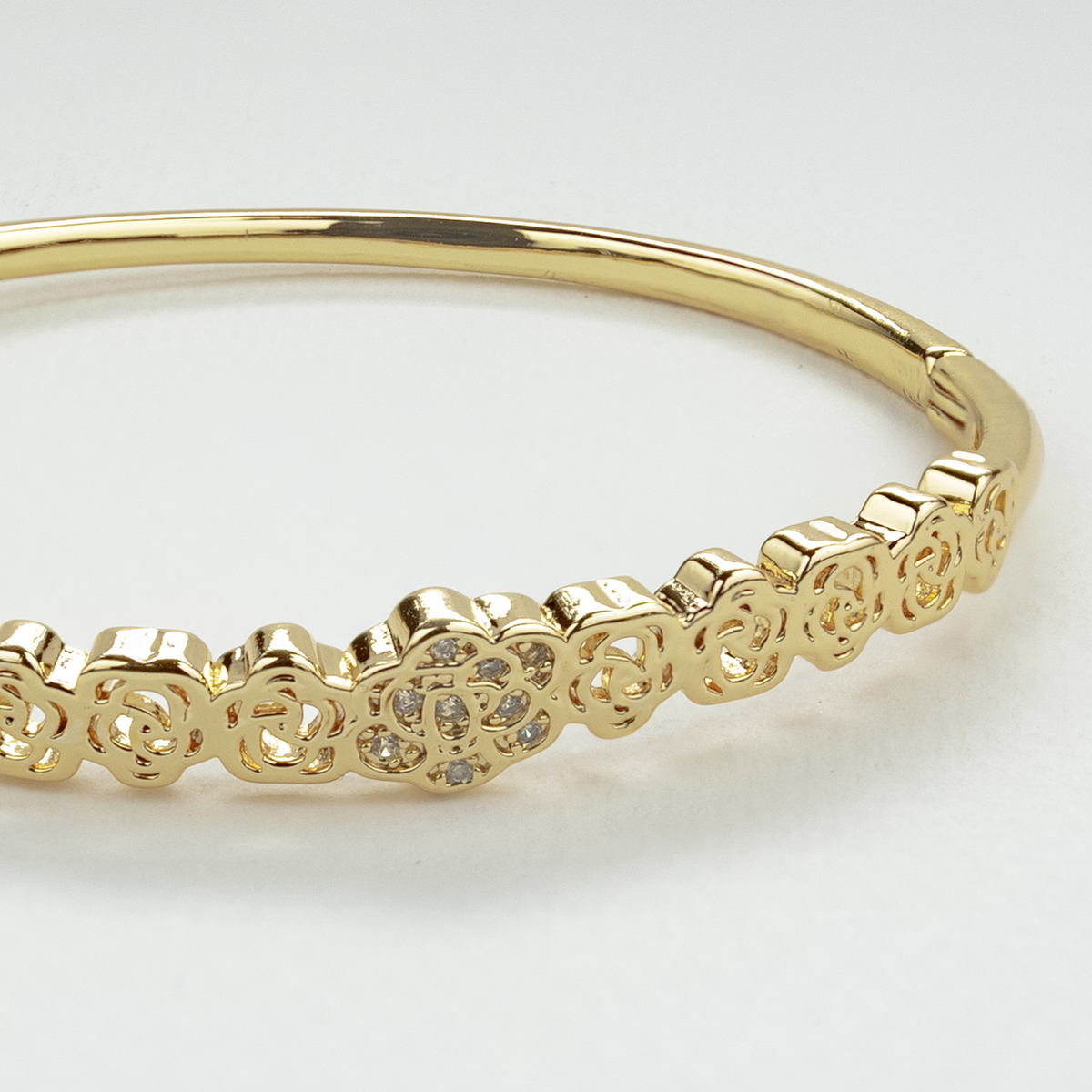 Rose Bangle (Gold)