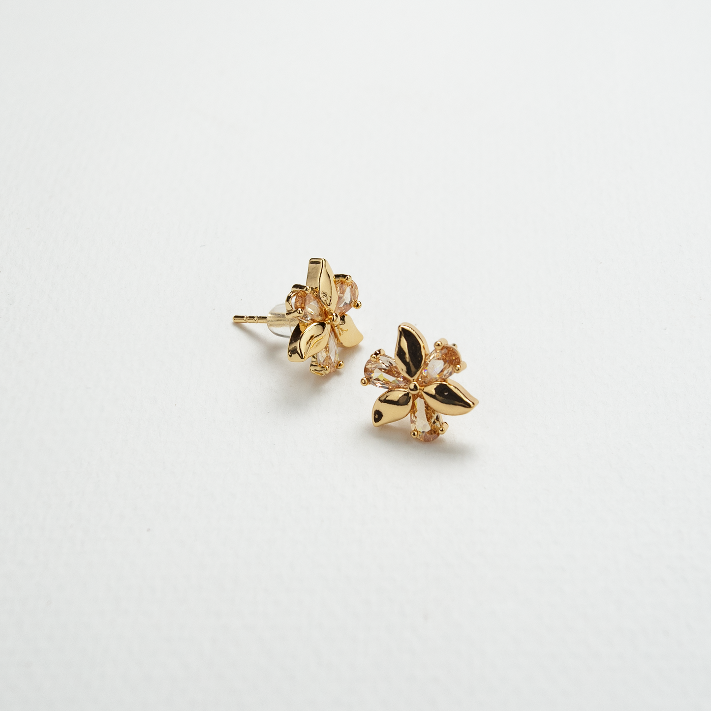 Lumi Champagne & Gold Studs