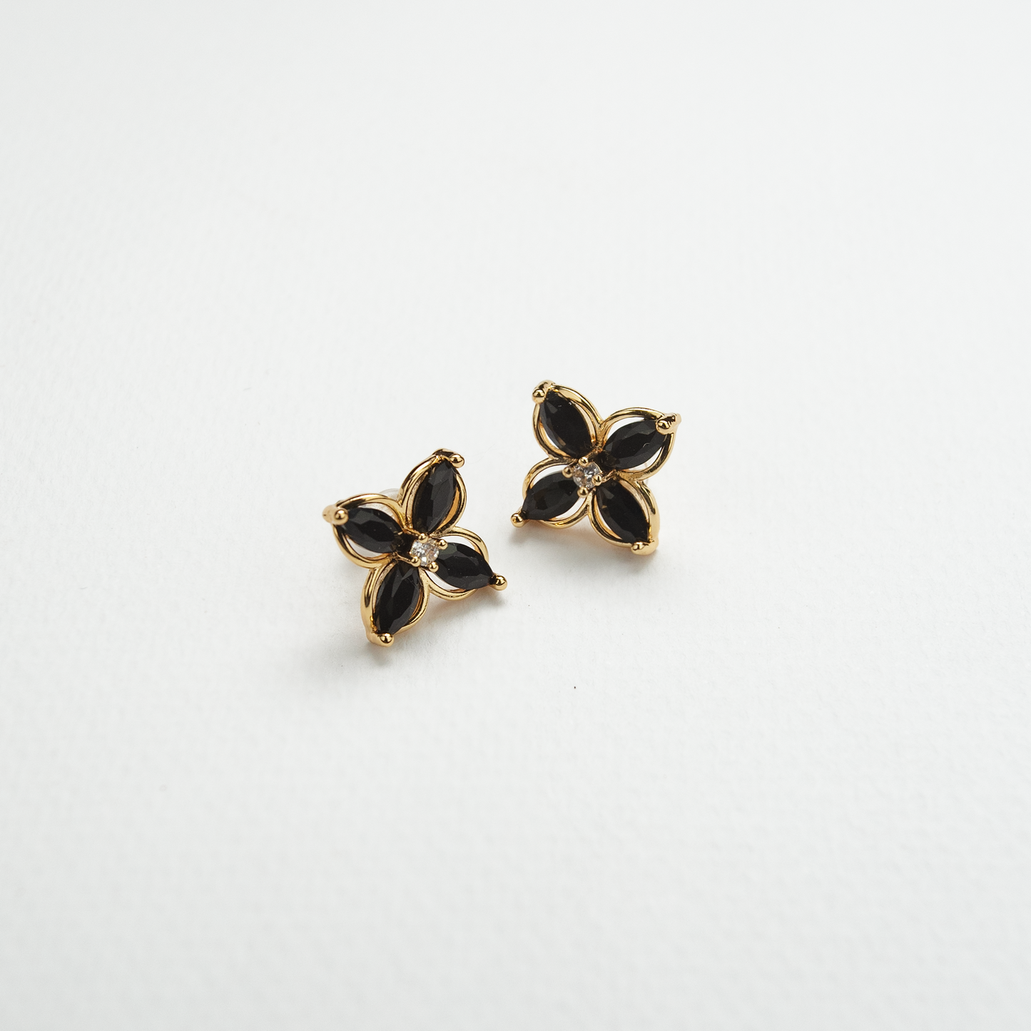 Symphony Earrings Black