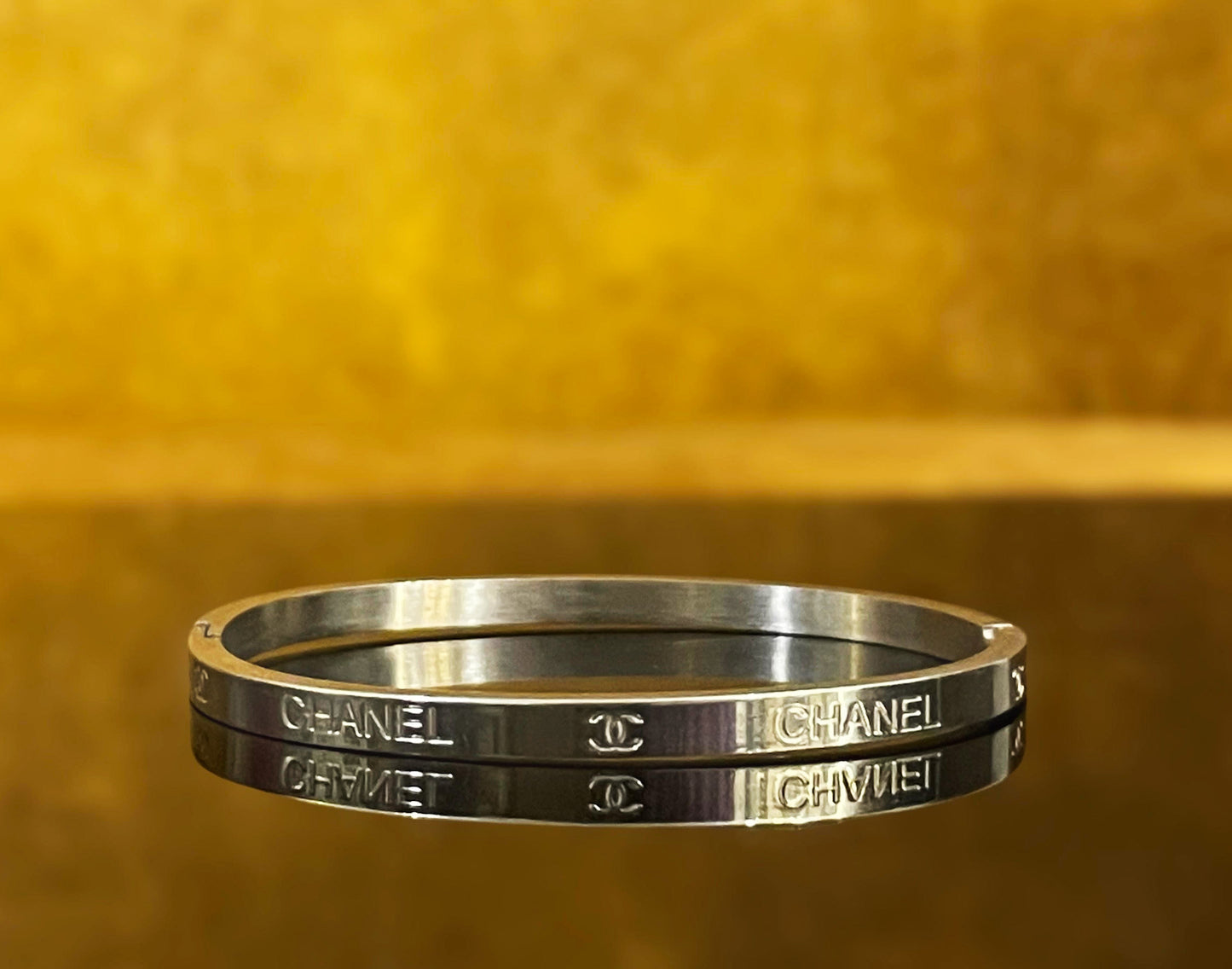 CHANEL Bangle