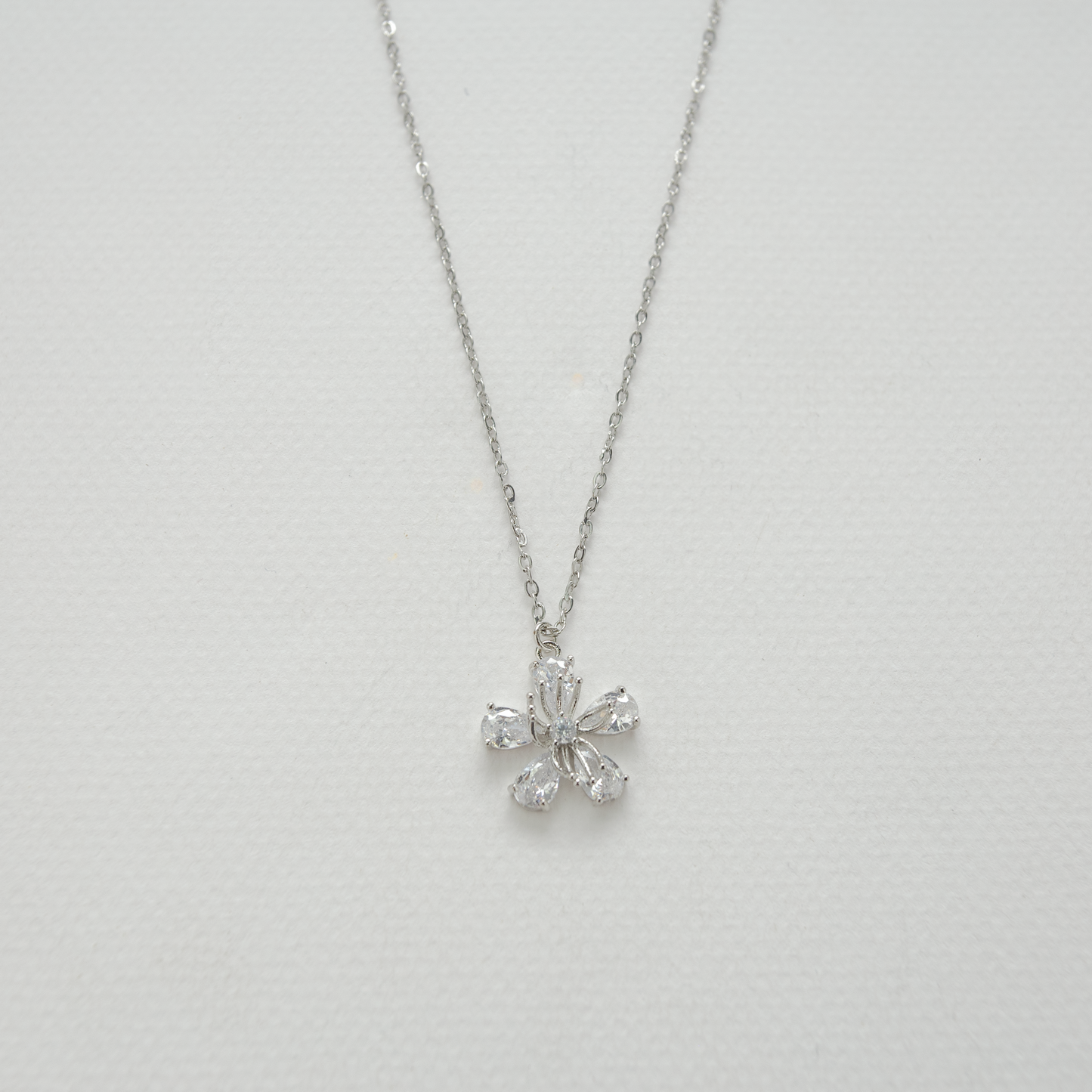 Flower Zircon Pendant Necklace