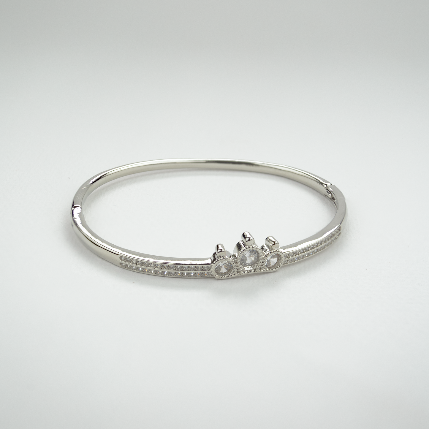 Crown Silver Rhinestones Bangle