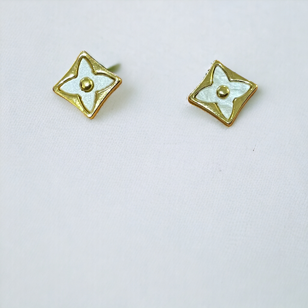 LV Golden Studs