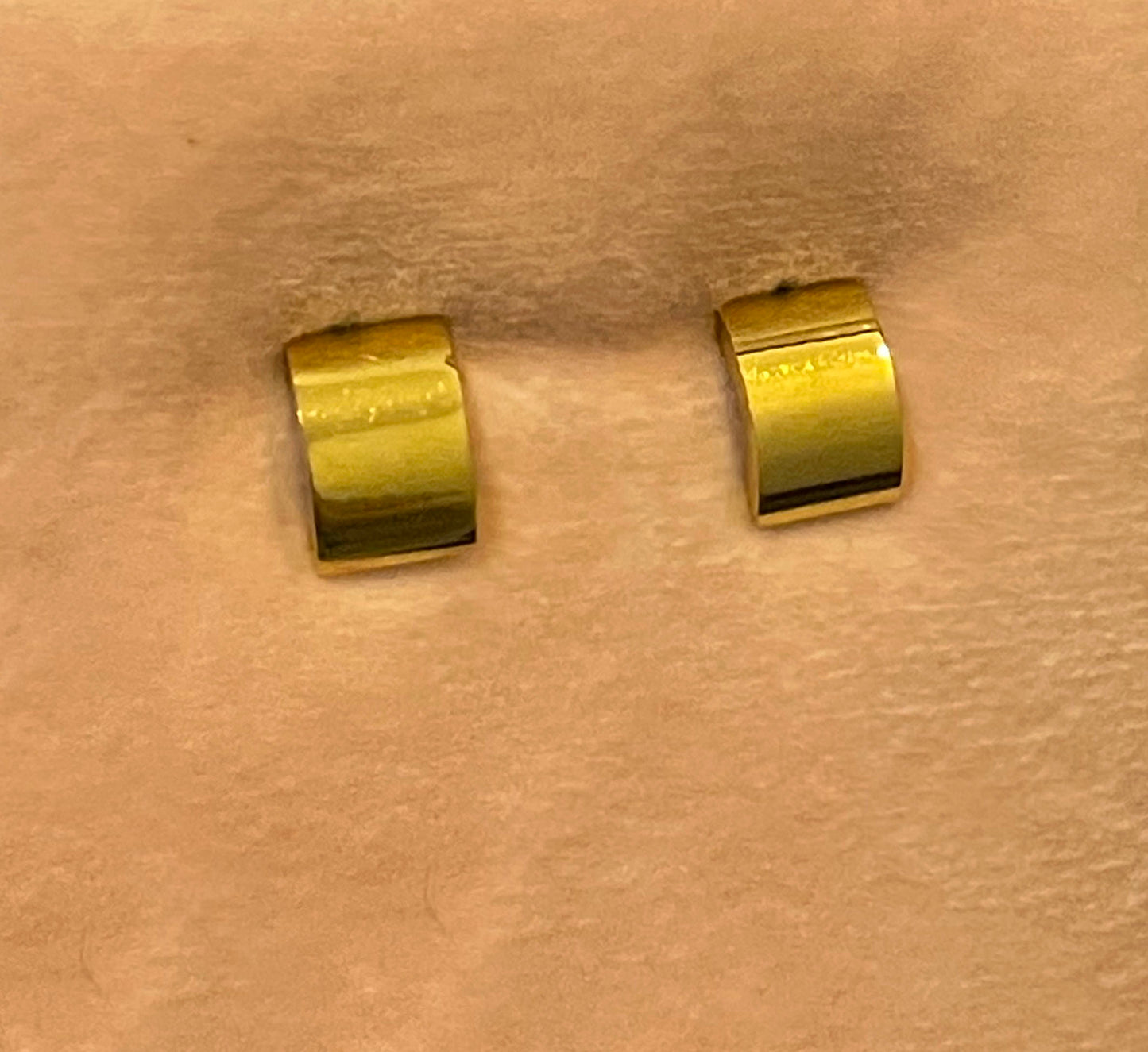 Golden Plugs