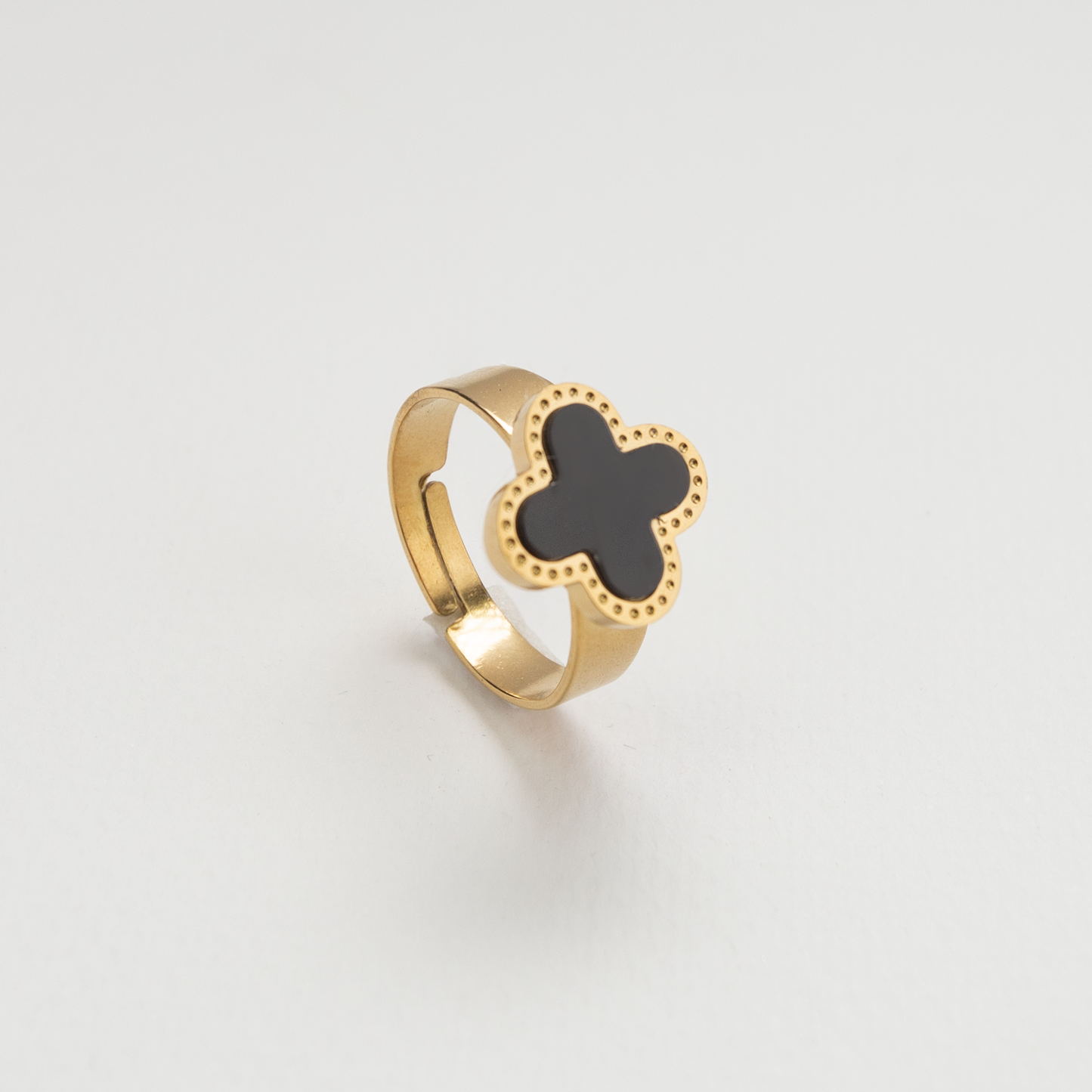 VC & Arpels Black Ring