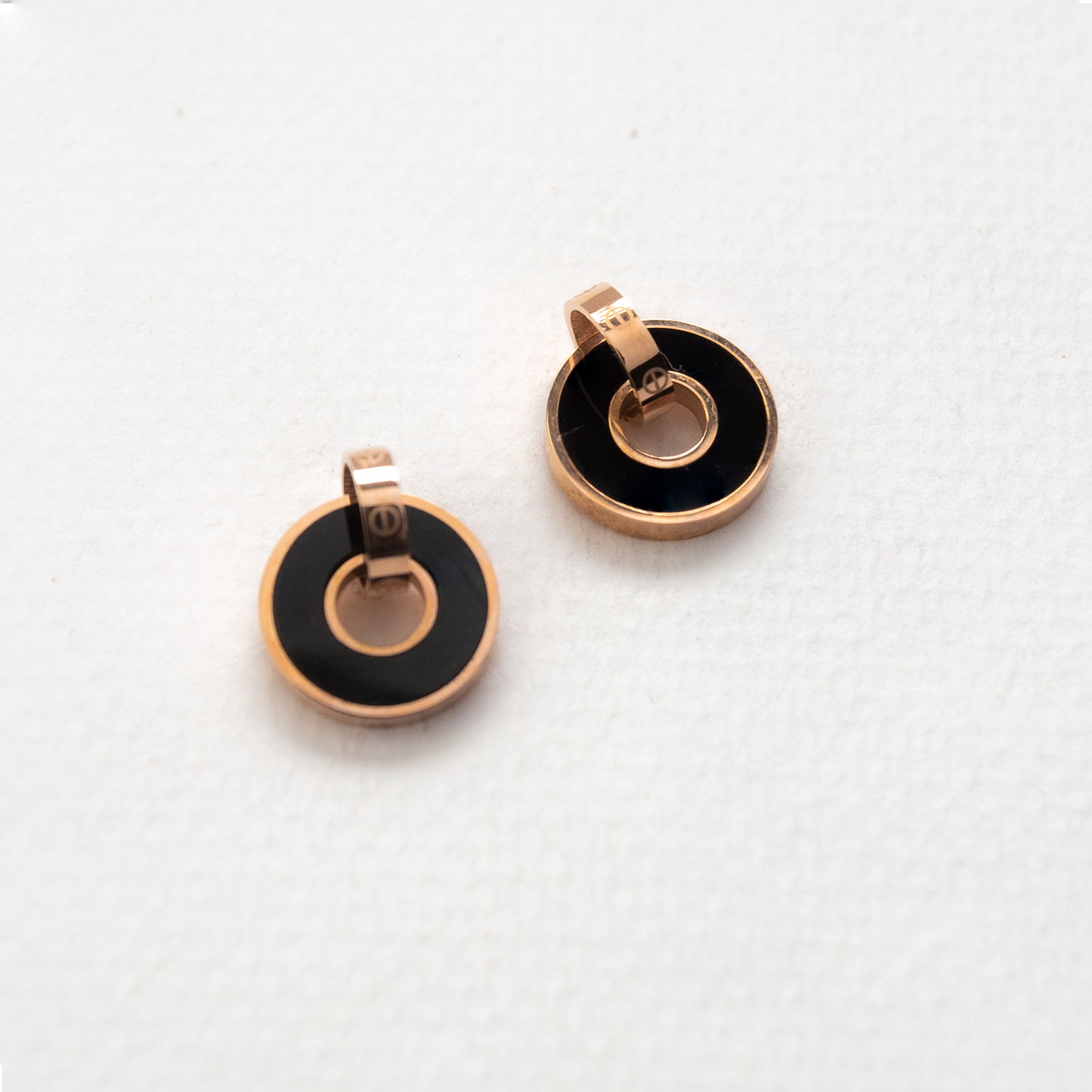 Black Golden leve Earring