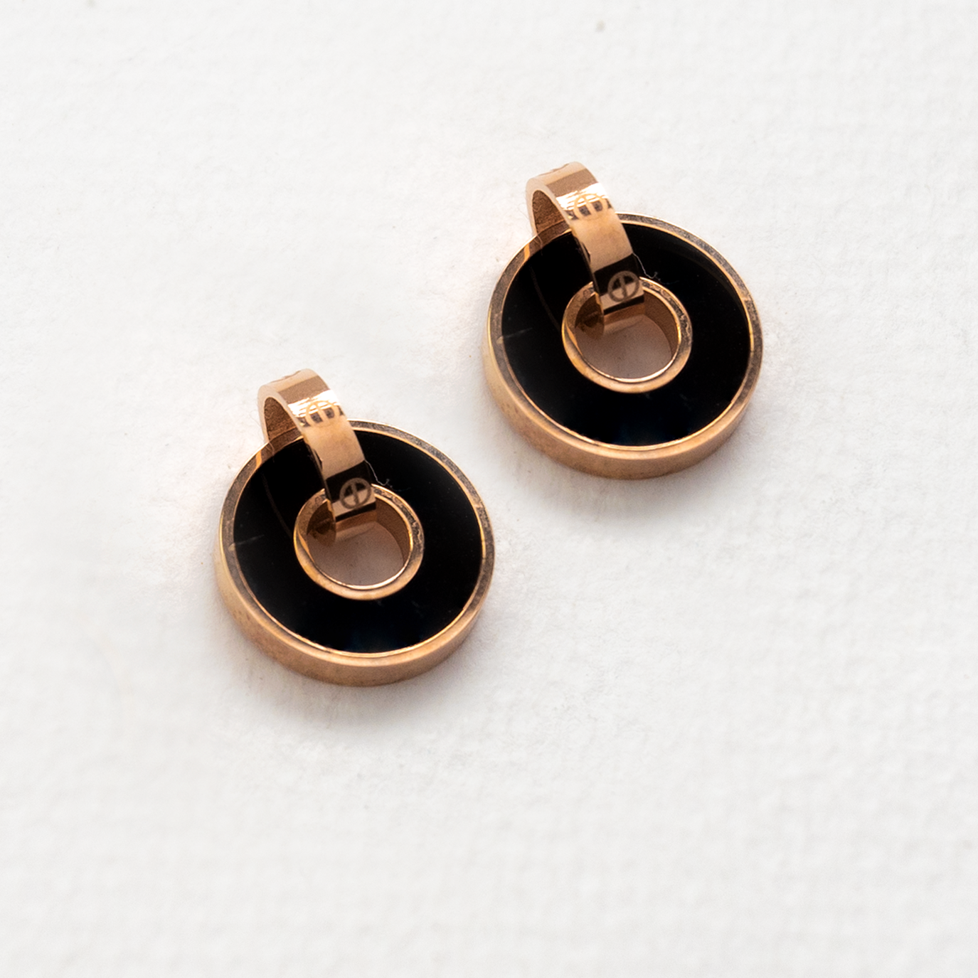 Black Golden leve Earring