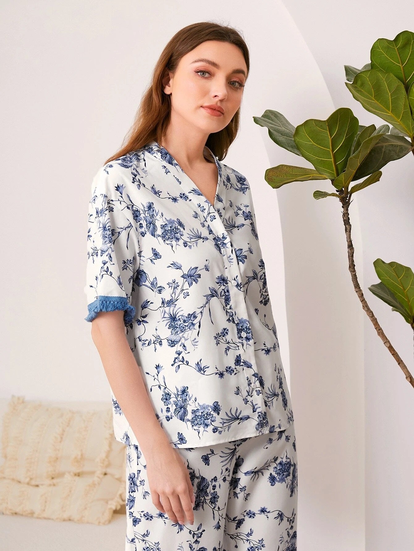 g&G Fashion Finds Silky Satin Floral Print half Sleeves Satin PJ Set