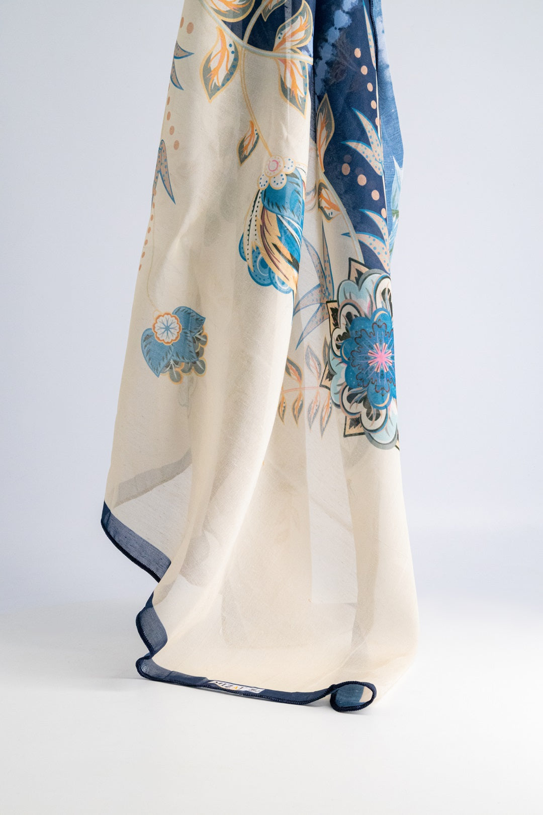 NAVY BLUE FLORAL STOLE